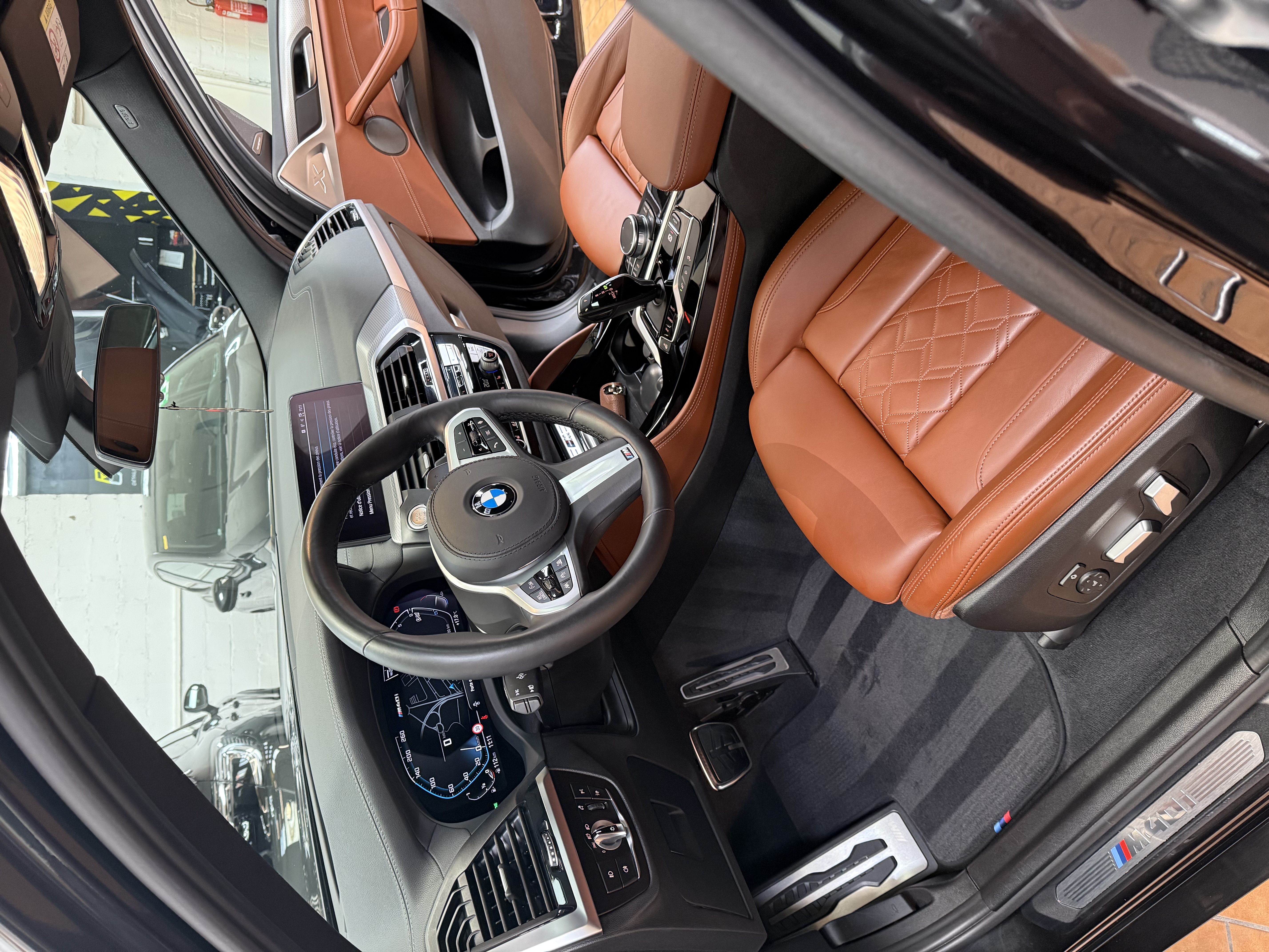 Intérieur BMW préparé par RM Custom